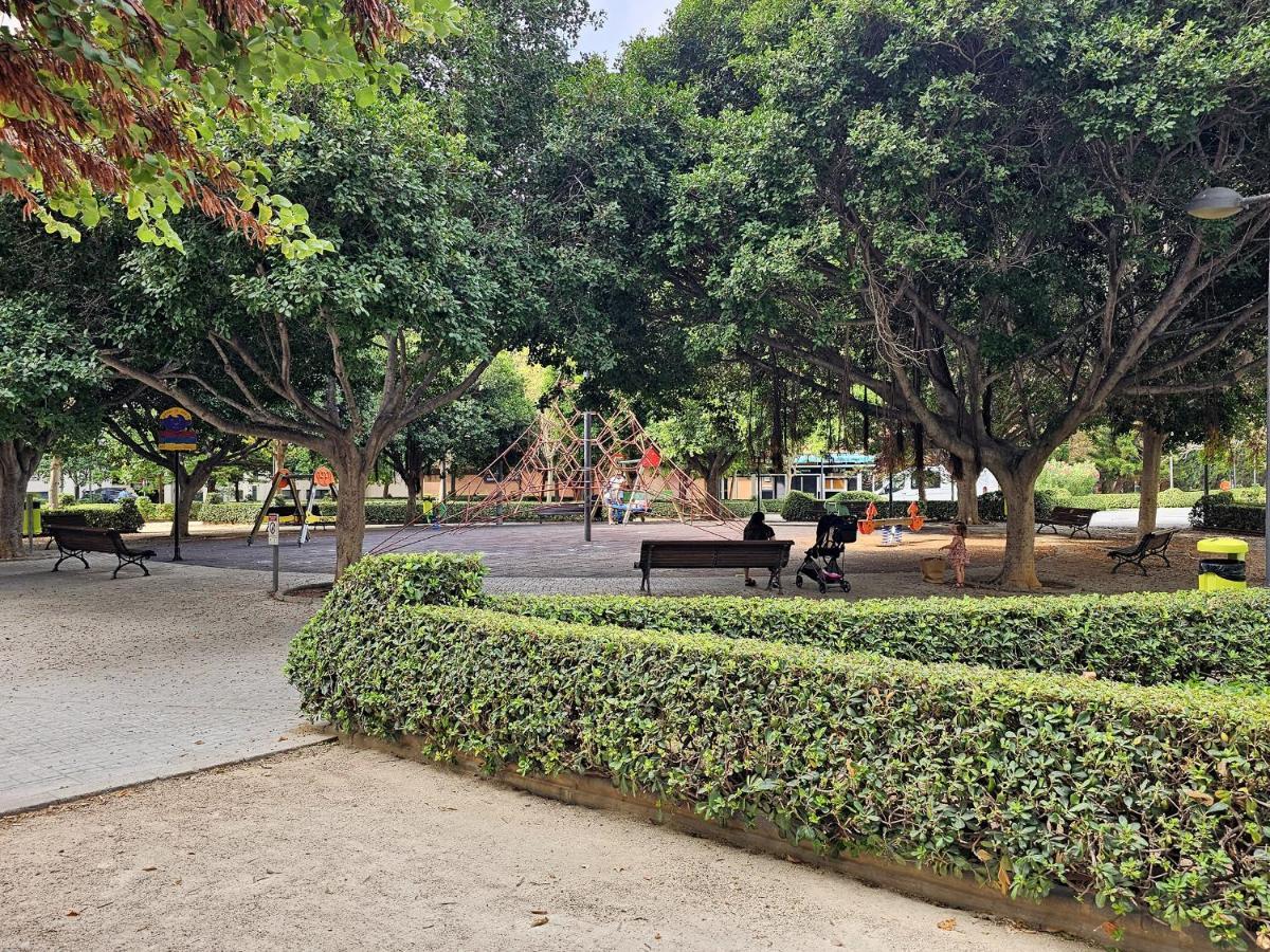 Apartamentos Las Ciencias U Valência Exterior foto